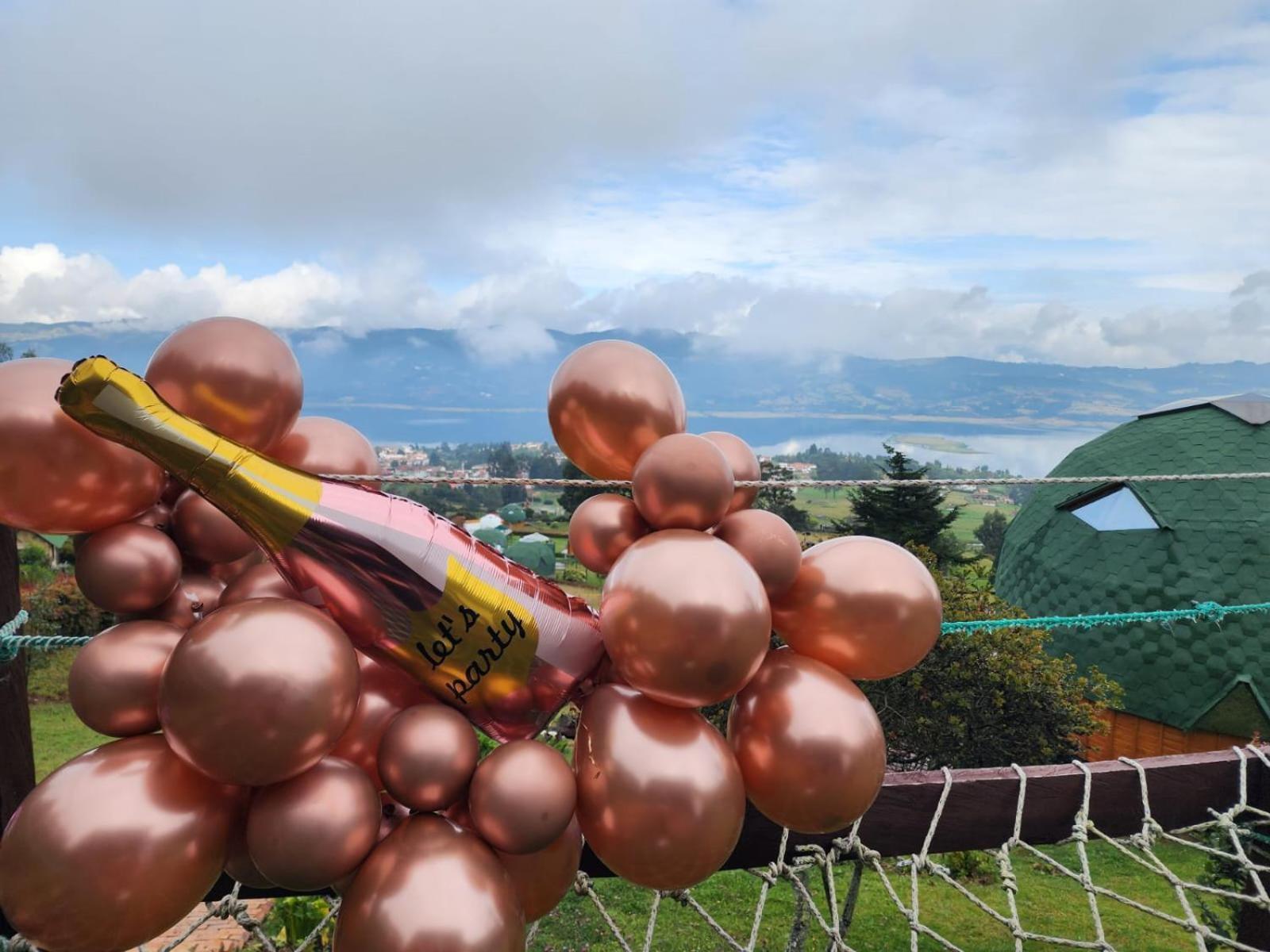 Hotel Glamping sede campestre Mirador a Pueblo Viejo Guatavita Exterior foto