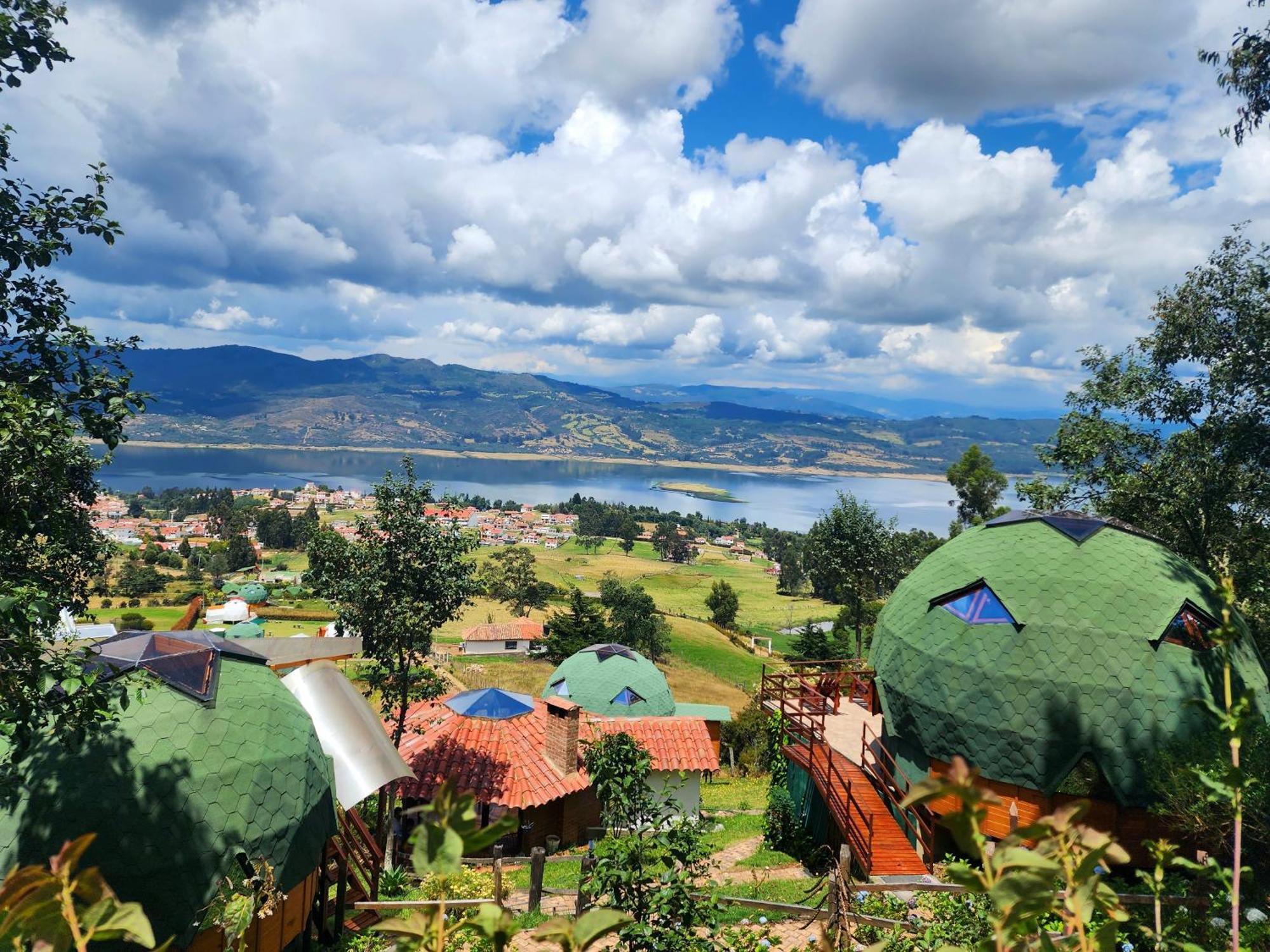 Hotel Glamping sede campestre Mirador a Pueblo Viejo Guatavita Exterior foto